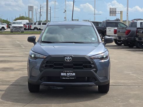 Used 2026 Toyota Corolla Cross L FWD image 11