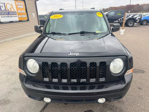 Used 2012 Jeep Patriot Latitude image 2