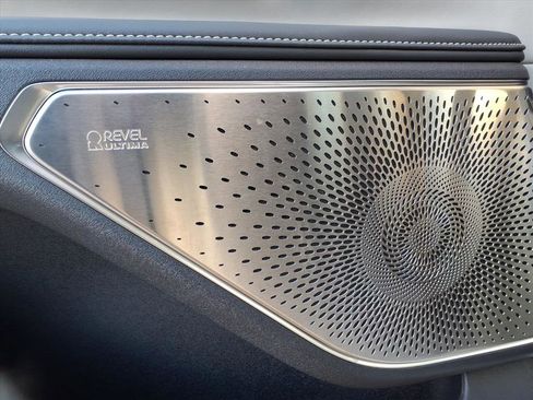 Certified 2025 Lincoln Nautilus Reserve image 19