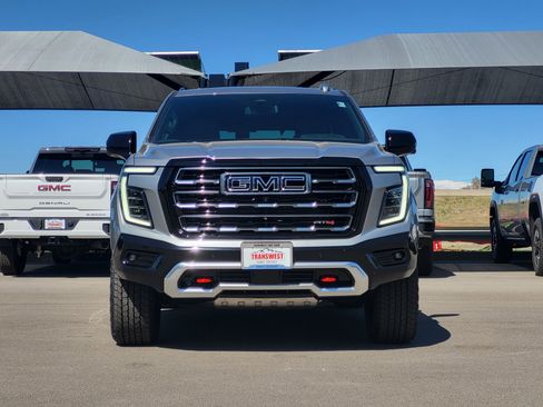 New 2026 GMC Yukon AT4 w/ AT4 Preferred Package AWD/4WD image 2