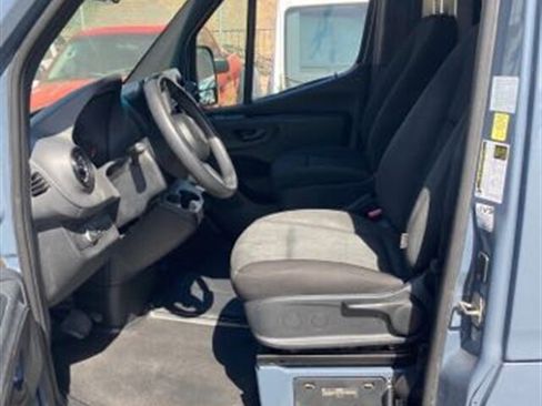 Used 2019 Mercedes-Benz Sprinter 144 image 6