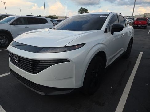 Used 2025 Nissan Murano SV AWD/4WD image 1