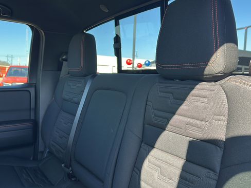New 2026 Nissan Frontier PRO-4X w/ Pro-4x Convenience Package image 15