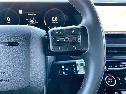 Used 2024 Hyundai Santa Fe Calligraphy image 12