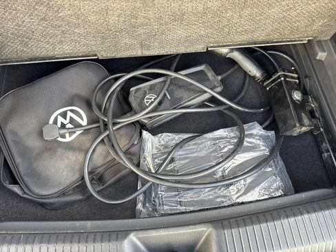 Used 2023 Volkswagen ID.4 Pro AWD/4WD image 11