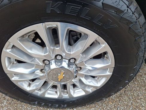 Certified 2023 Chevrolet Silverado 2500 High Country w/ Z71 Off-Road Package image 24