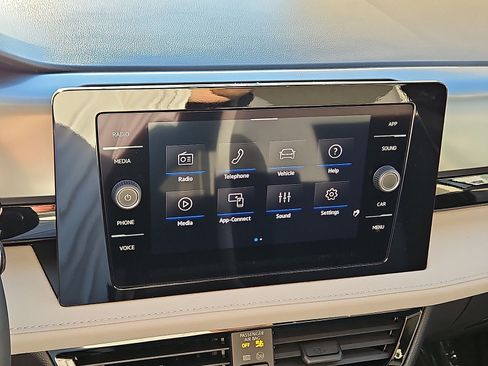 New 2027 Volkswagen Taos S FWD image 19