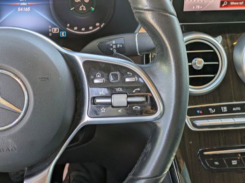 Used 2021 Mercedes-Benz GLC 300 GLC 300 w/ Multimedia Package image 19