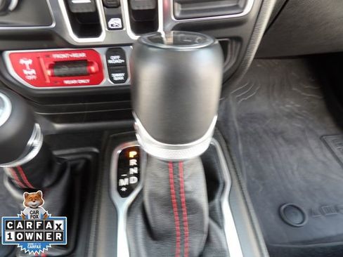 Used 2023 Jeep Gladiator Rubicon w/ Cold Weather Group image 28