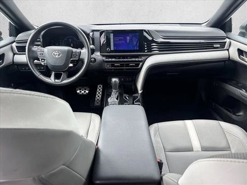 Used 2026 Toyota Camry SE FWD image 23