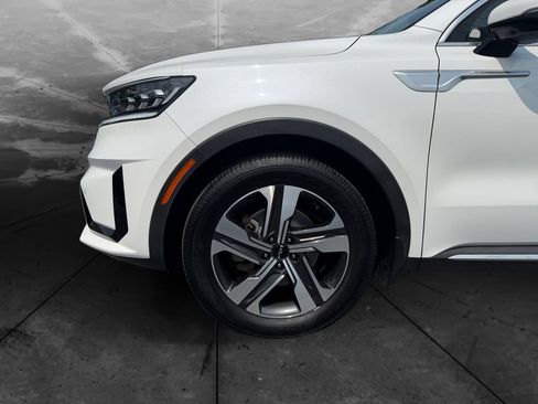 Used 2023 Kia Sorento SX Prestige AWD/4WD image 14