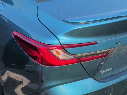 Used 2025 Toyota Camry SE FWD image 7