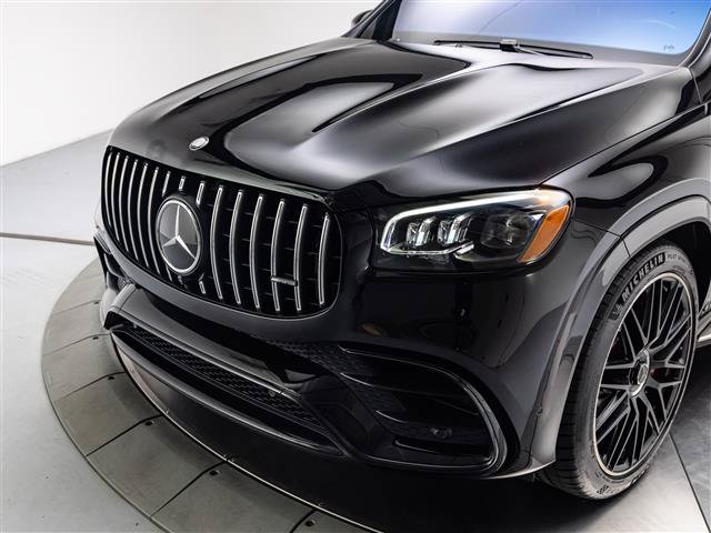 Used 2025 Mercedes-Benz GLS 63 AMG 4MATIC image 9