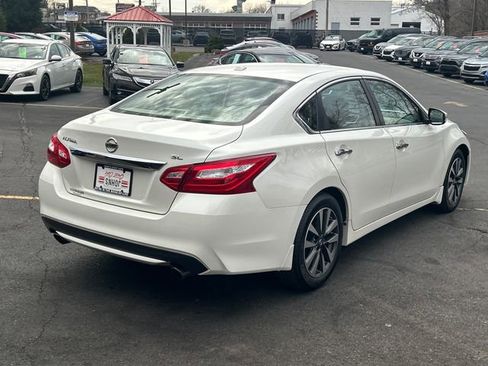 Used 2017 Nissan Altima 2.5 SL w/ 2.5 Technology Package image 7