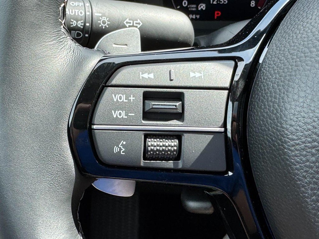 Certified 2025 Acura ADX FWD image 21