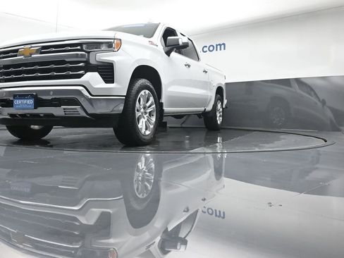 Used 2023 Chevrolet Silverado 1500 LTZ w/ LTZ Premium Package image 6