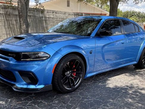 Used 2023 Dodge Charger SRT Hellcat RWD image 3