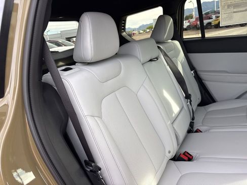 New 2026 Jeep Cherokee Limited AWD/4WD image 22