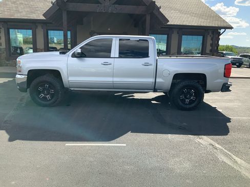 Used 2018 Chevrolet Silverado 1500 LT w/ All Star Edition AWD/4WD image 1
