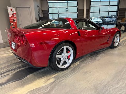 Used 2005 Chevrolet Corvette Coupe w/ Preferred Equipment Group RWD image 24