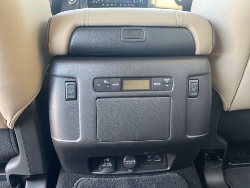 Used 2024 Nissan Armada Platinum w/ Cargo Package image 29