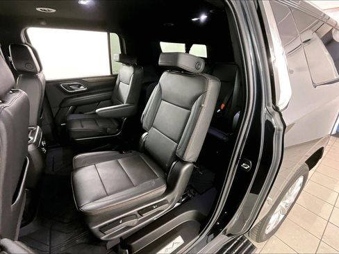 Used 2023 Chevrolet Suburban High Country image 22