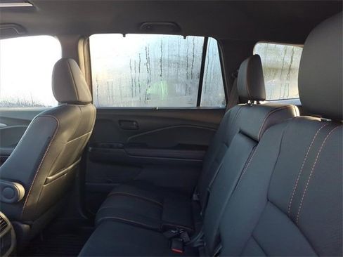 Used 2023 Honda Passport TrailSport image 7