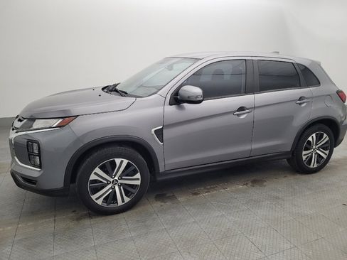 Used 2021 Mitsubishi Outlander Sport SE image 2