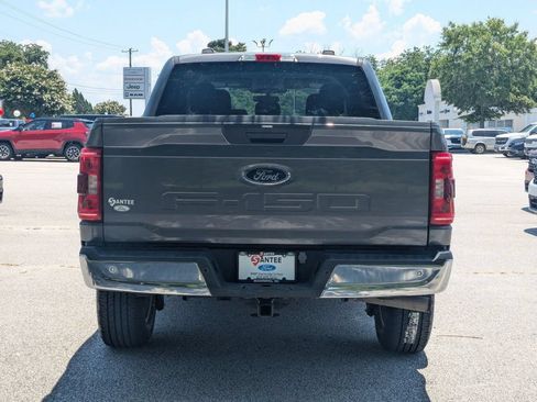 Used 2023 Ford F150 XLT AWD/4WD image 4