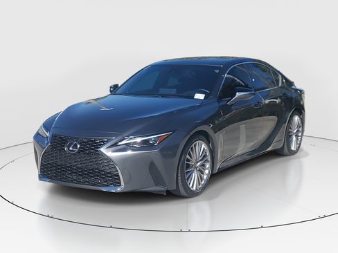 Used 2025 Lexus IS 300 w/ Premium Package RWD image 6