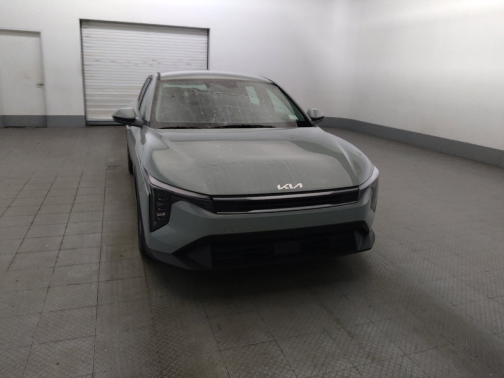 Used 2025 Kia K4 FWD image 14