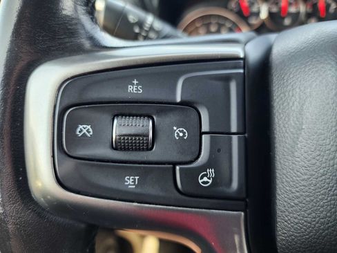 Used 2021 Chevrolet Silverado 1500 LT Trail Boss w/ Convenience Package II AWD/4WD image 18
