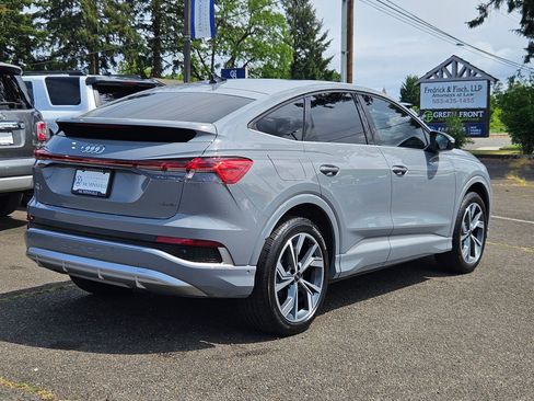 Used 2023 Audi Q4 e-tron Prestige AWD/4WD image 5