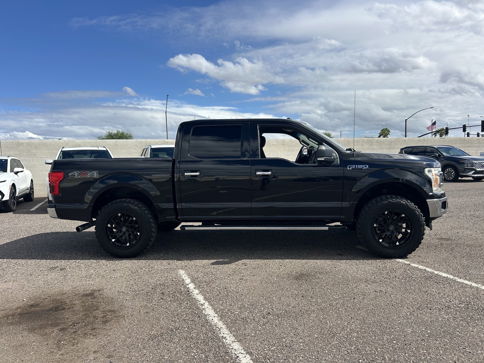 Used 2018 Ford F150 XLT w/ Equipment Group 302A Luxury AWD/4WD image 6