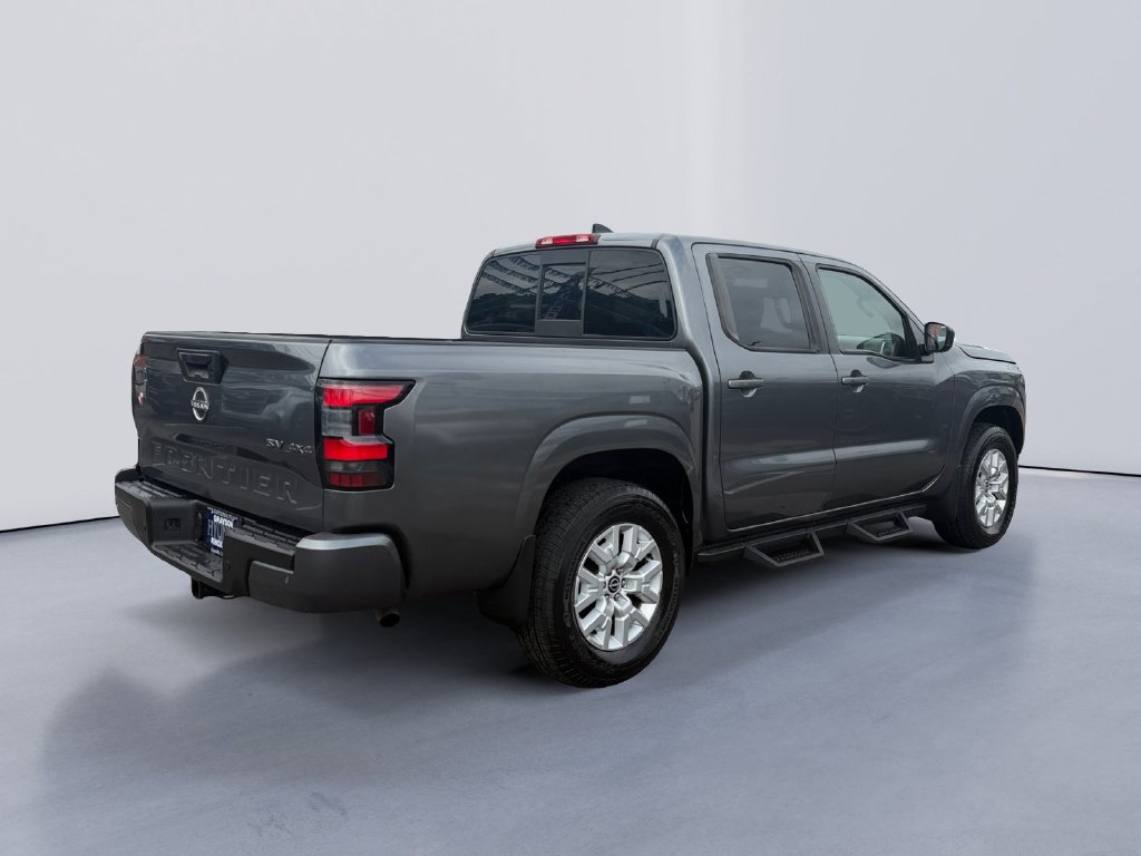 Used 2022 Nissan Frontier SV AWD/4WD image 3