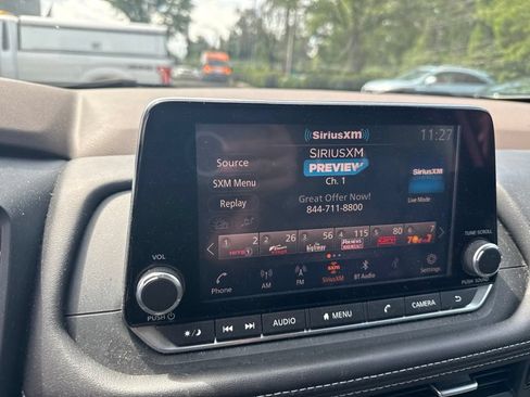 Used 2021 Nissan Rogue S AWD/4WD image 14