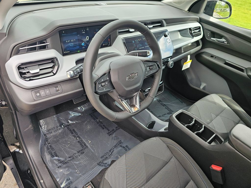 New 2027 Chevrolet Bolt LT w/ Comfort Package FWD image 11