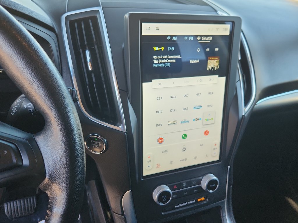 Used 2022 Ford Edge Titanium AWD/4WD image 24