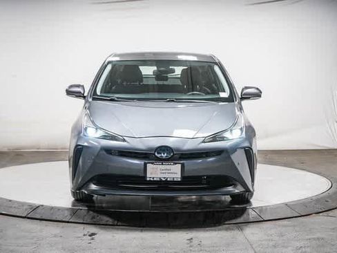 Certified 2020 Toyota Prius LE image 6