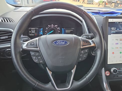 Used 2024 Ford Edge Titanium image 29