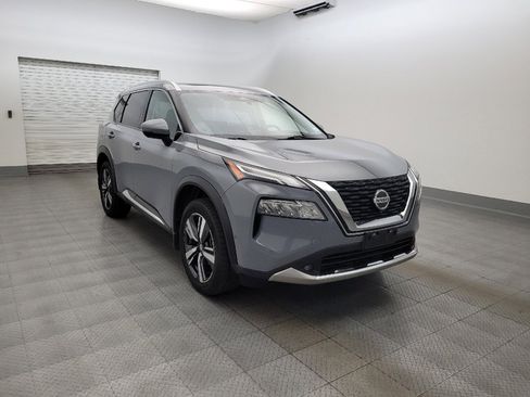 Used 2021 Nissan Rogue Platinum image 13