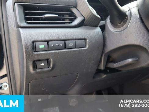 Used 2025 Nissan Sentra S FWD image 17
