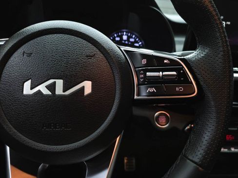 Used 2023 Kia Forte GT-Line FWD image 20