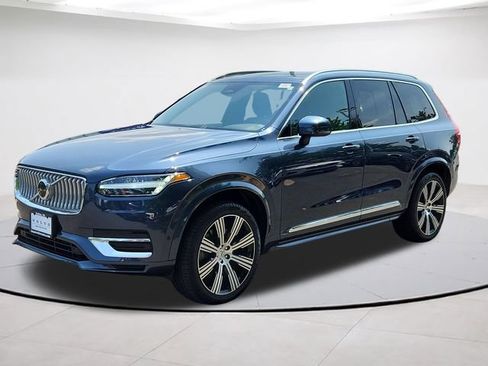 Certified 2025 Volvo XC90 T8 Plus w/ Protection Package Premier AWD/4WD image 1