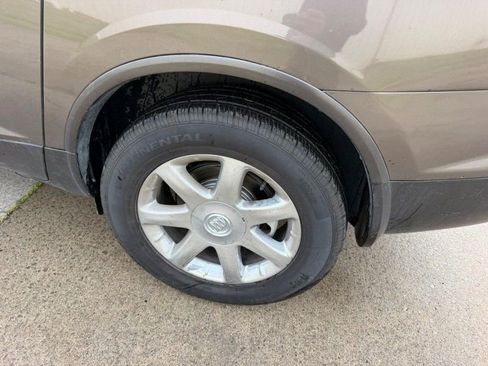 Used 2010 Buick Enclave CXL w/ Trailering Provision Package FWD image 7