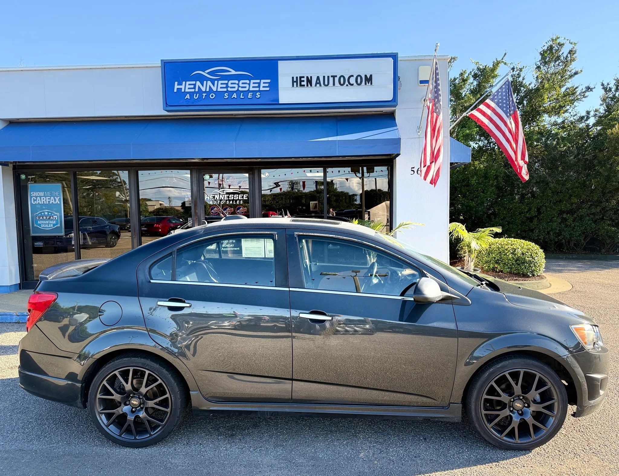 Used 2015 Chevrolet Sonic LTZ w/ Dusk Package FWD image 20