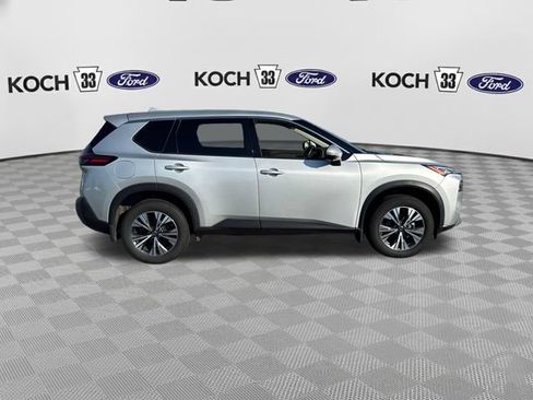 Used 2021 Nissan Rogue SV AWD/4WD image 9