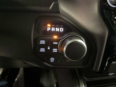 New 2026 RAM 1500 Big Horn AWD/4WD image 17