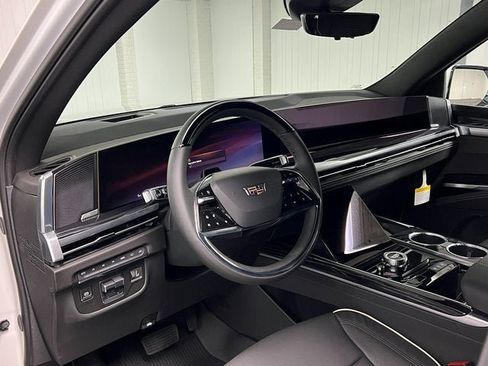 New 2025 Cadillac Escalade Sport w/ Touring Package image 13