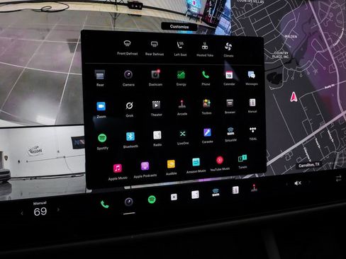 Used 2022 Tesla Model X image 33